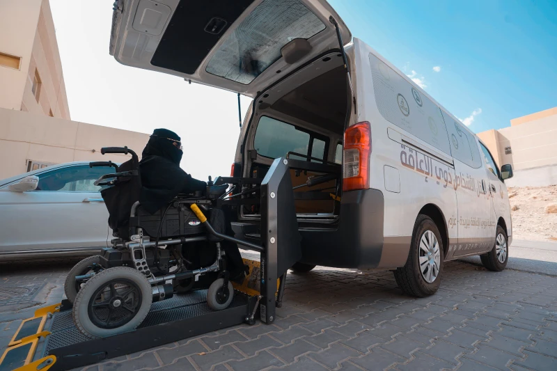 خدمة نقل مخصصة لذوي الإعاقة بسيارات مجهزة بالكامل لتوفير تنقل من ومريح تراعي احتياجات الكراسي المتحركة ومرافقي المستفيد تهدف الخدمة إلى تسهيل الوصول إلى المواعيد الطبية المراكز التأهيلية الجهات التعليمية والأنشطة اليومية بكل موثوقية واحترام لخصوصية المستفيد